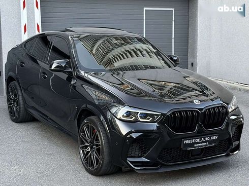BMW X6 M 2022 - фото 10