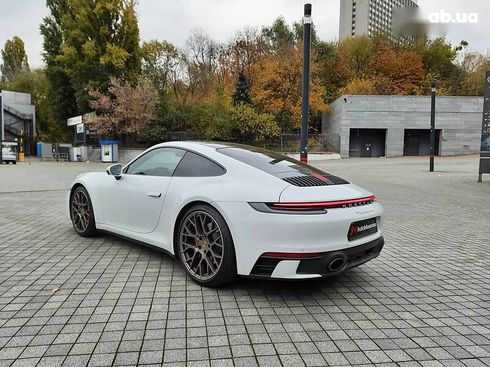 Porsche 911 2019 - фото 9