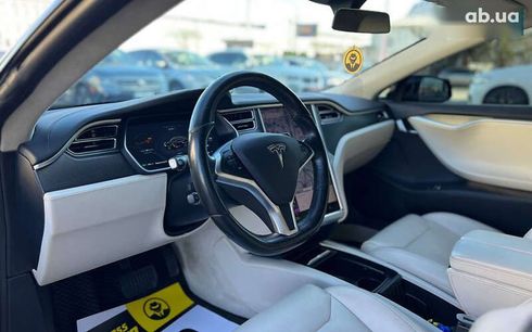 Tesla Model S 2018 - фото 12