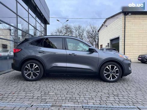 Ford Escape 2021 - фото 8