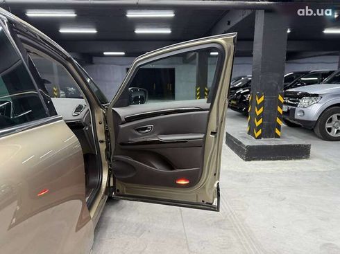 Renault Espace 2015 - фото 10