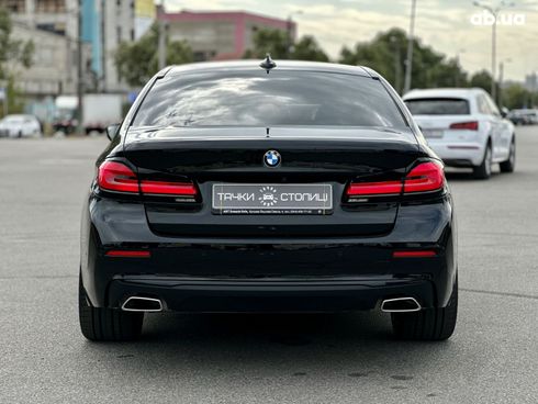 BMW 5 серия 2020 черный - фото 7