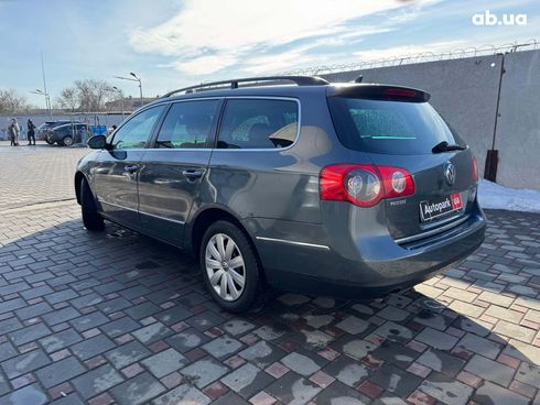 Volkswagen passat b6 2010 серый - фото 3