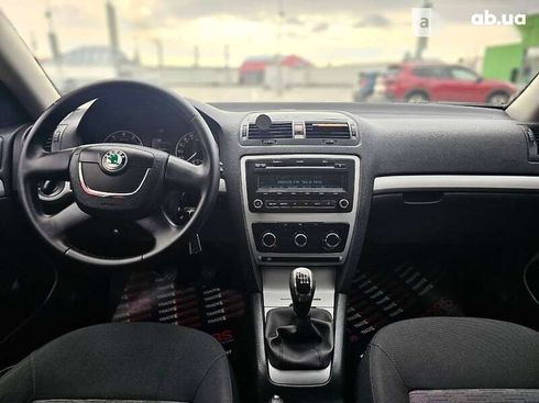 Skoda Octavia 2012 - фото 24