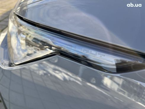 Volkswagen Golf GTI 2023 - фото 3