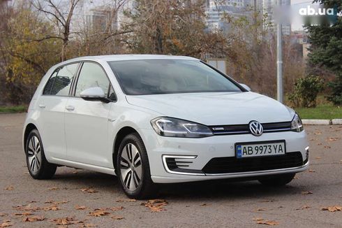 Volkswagen e-Golf 2020 - фото 2