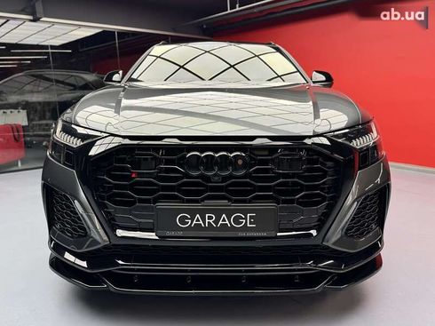 Audi RS Q8 2021 - фото 3