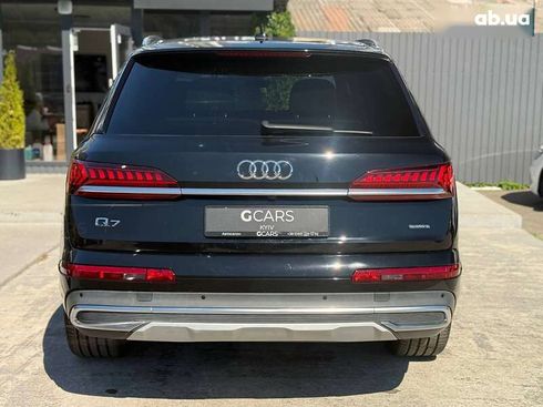 Audi Q7 2019 - фото 10