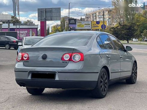 Volkswagen Passat 2009 - фото 10