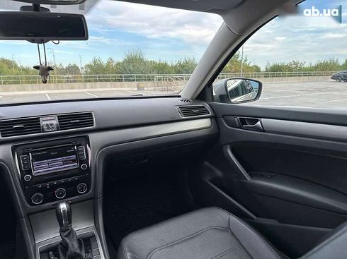 Volkswagen Passat 2014 - фото 12