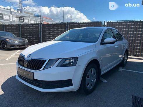 Skoda Octavia 2019 - фото 5