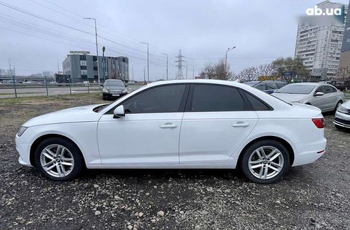 Audi A4 2016 - фото 12