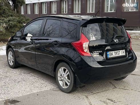 Nissan Versa 2015 - фото 10