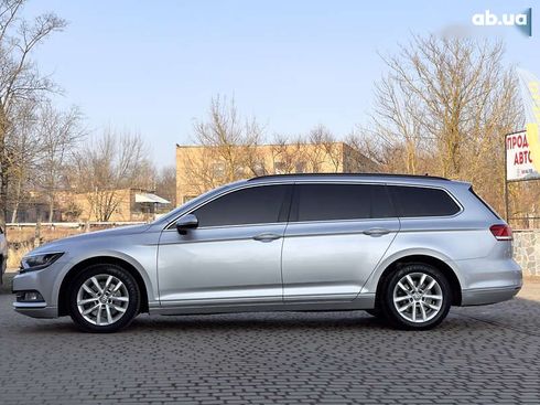 Volkswagen Passat 2016 - фото 12