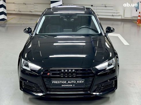 Audi A4 2019 - фото 8