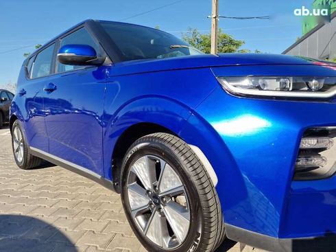 Kia Soul EV 2021 - фото 7
