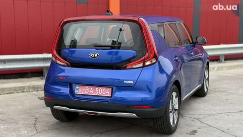 Kia Soul EV 2021 - фото 12
