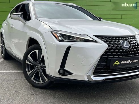 Lexus UX 2021 - фото 3