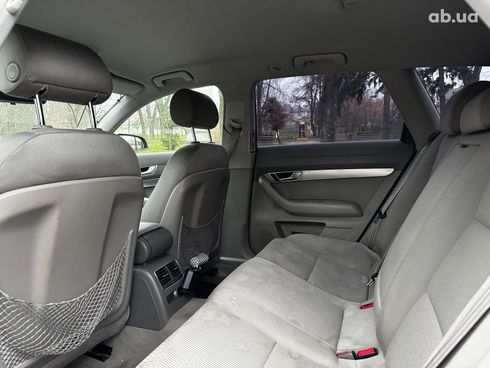 Audi A6 2005 серый - фото 16