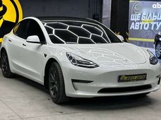 Продажа б/у Tesla Model 3 2019 года в Черновцах - купить на Автобазаре