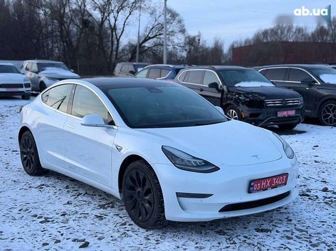 Tesla Model 3 2019 - фото 2
