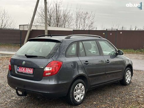 Skoda Fabia 2008 - фото 18