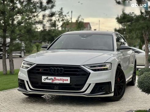 Audi S8 2020 - фото 30