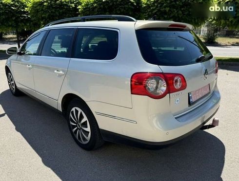 Volkswagen Passat 2009 - фото 4
