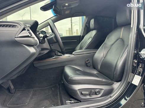 Toyota Camry 2019 - фото 19