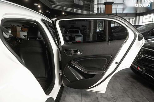 Mercedes-Benz GLA-Класс 2016 - фото 27