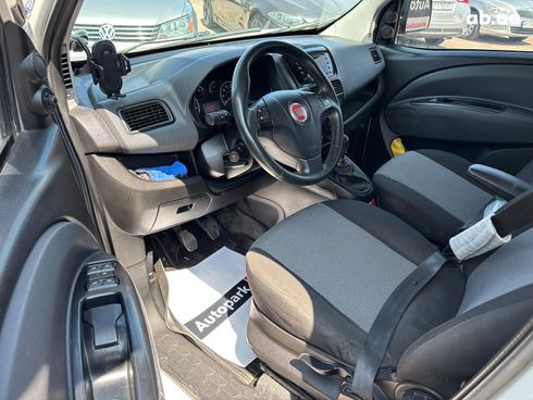 Fiat Doblo 2011 белый - фото 13