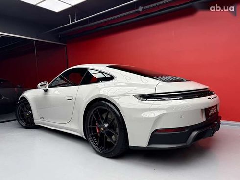 Porsche 911 2025 - фото 19