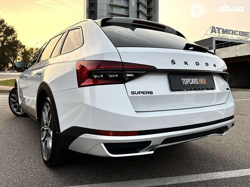 Skoda Superb 2020 - фото 12