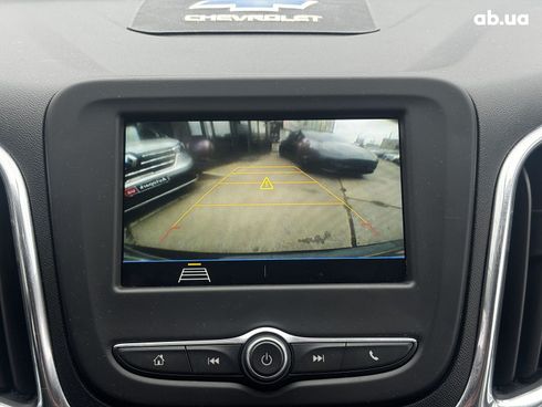 Chevrolet Equinox 2018 серый - фото 18