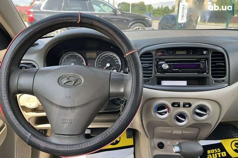Hyundai Accent 2009 - фото 22