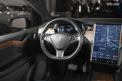 Tesla Model X 2019 - фото 25