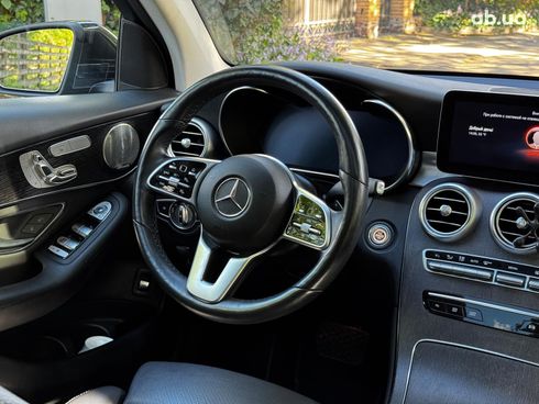 Mercedes-Benz GLC-Класс 2021 серый - фото 34