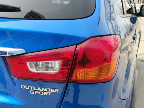 Mitsubishi Outlander 2019 синий - фото 7