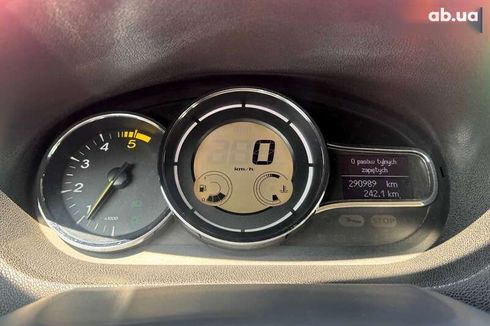 Renault Megane 2010 - фото 18