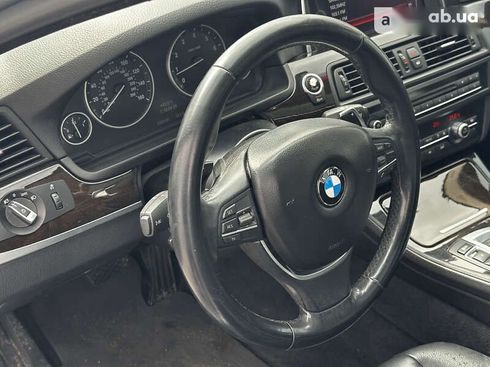 BMW 5 серия 2016 - фото 20