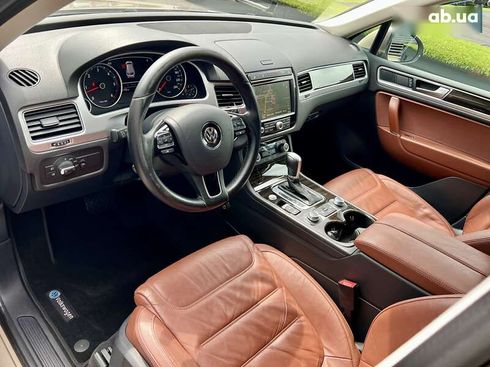 Volkswagen Touareg 2017 - фото 22