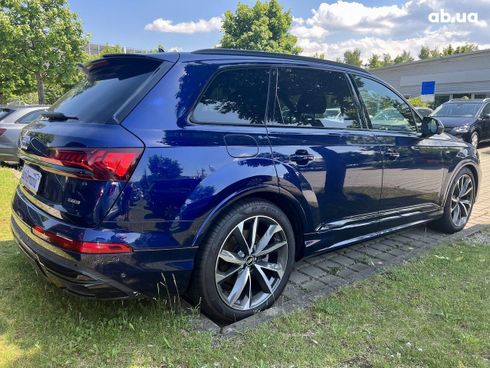 Audi Q7 2022 - фото 26