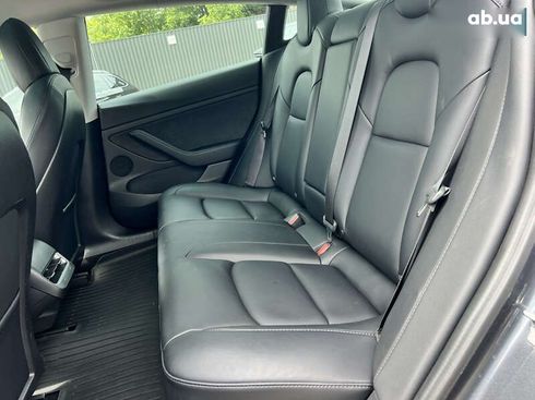 Tesla Model 3 2021 - фото 29