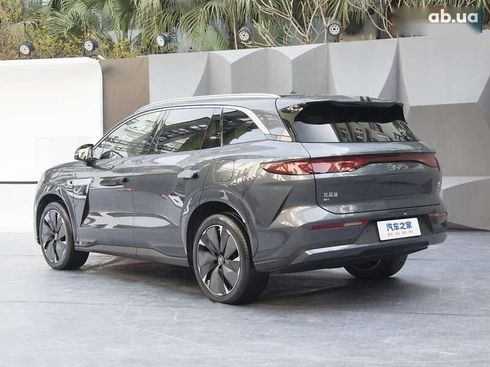 BYD Tang 2025 - фото 7