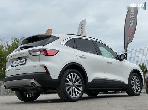 Ford Escape 2021 - фото 16