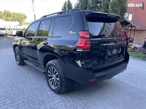 Toyota Land Cruiser Prado 2018 - фото 16