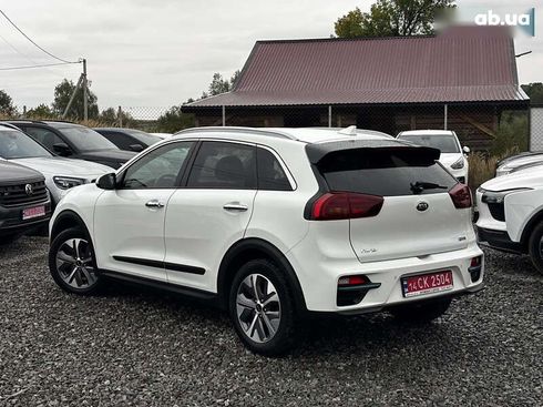 Kia Niro 2021 - фото 11
