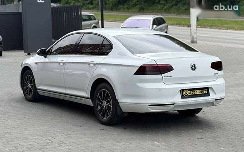 Volkswagen Passat 2016 - фото 4