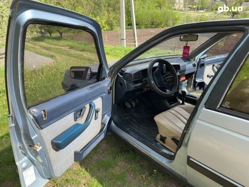 Peugeot 405 1988 серебристый - фото 17