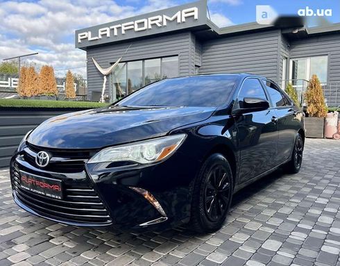 Toyota Camry 2015 - фото 2